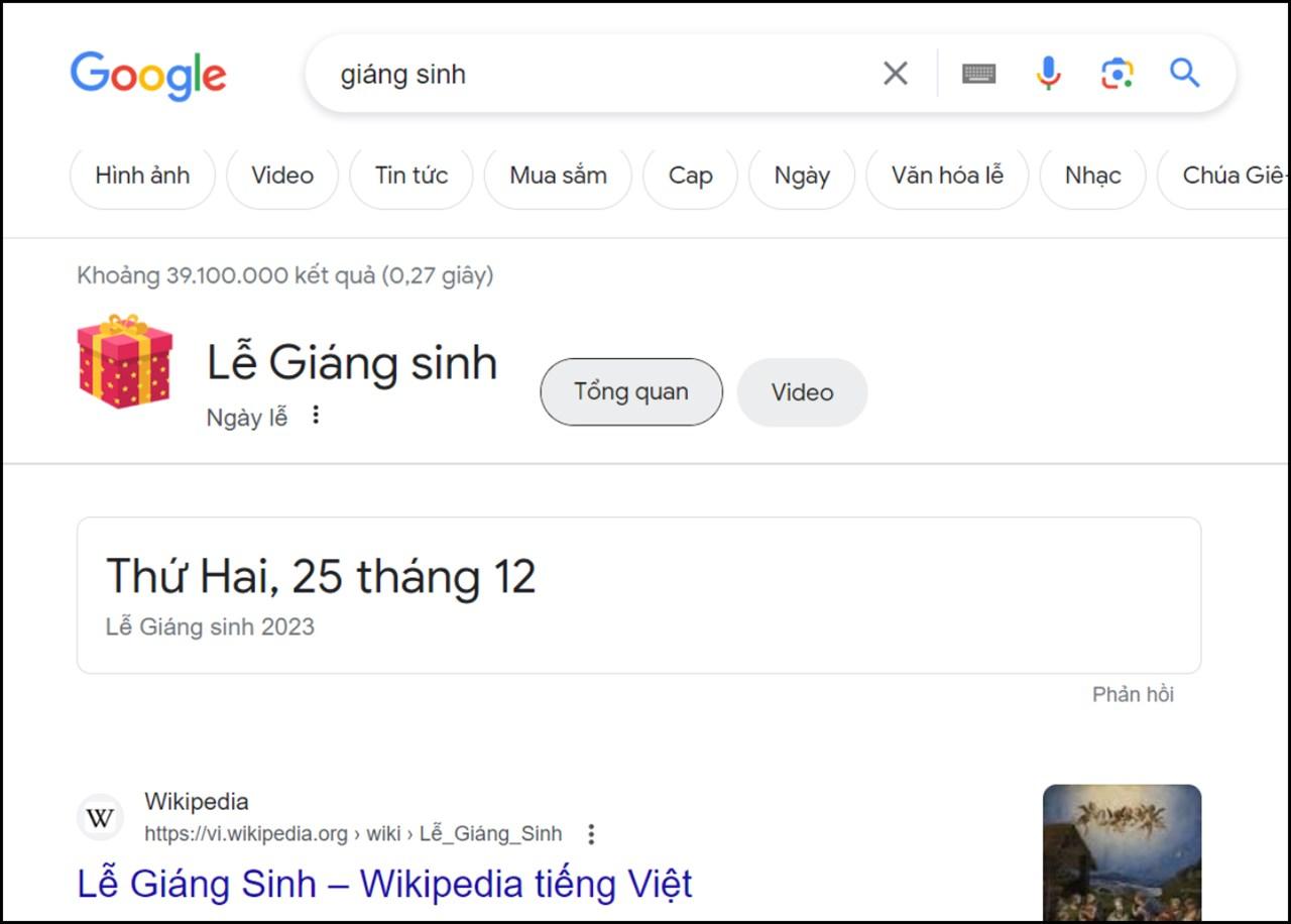 Click vào hộp quà màu đỏ bên trái để tham gia mini game Giáng sinh của Google