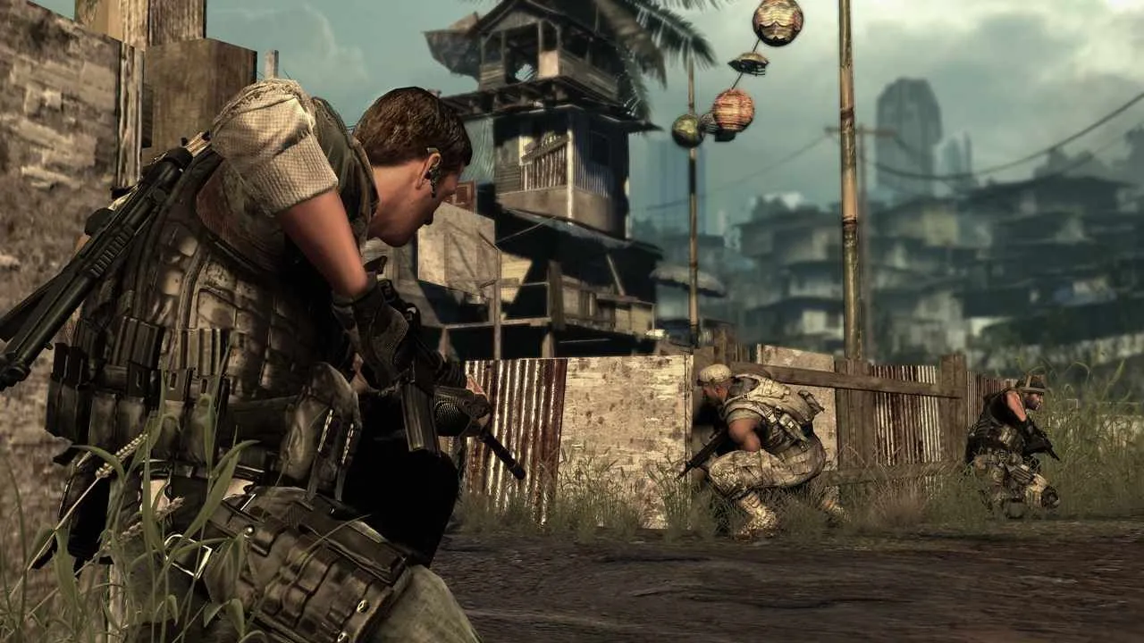 Bìa game SOCOM 4 U.S. Navy SEALs trên PS3, gợi nhớ một thời của dòng game bắn súng chiến thuật này