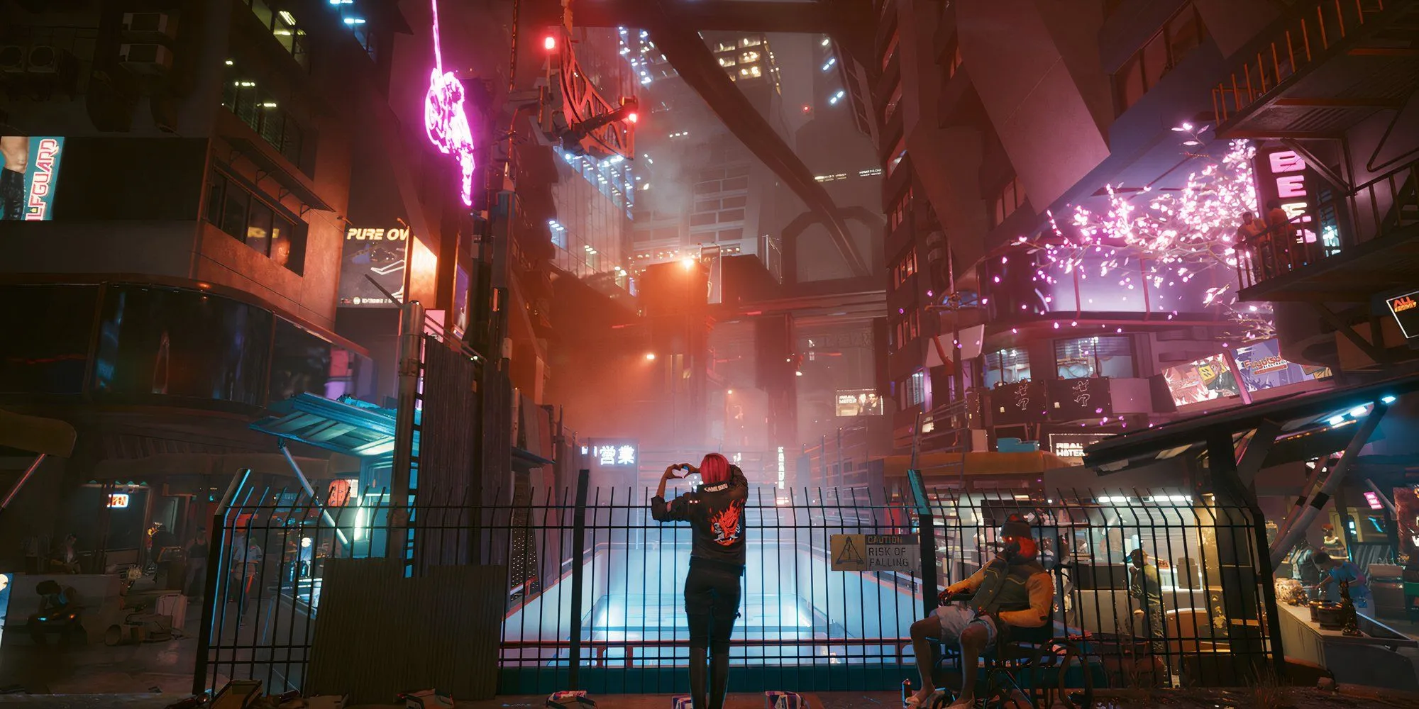 Cảnh ngoài trời thành phố Night City trong Cyberpunk 2077 với hai nhân vật, thể hiện đồ họa ấn tượng.