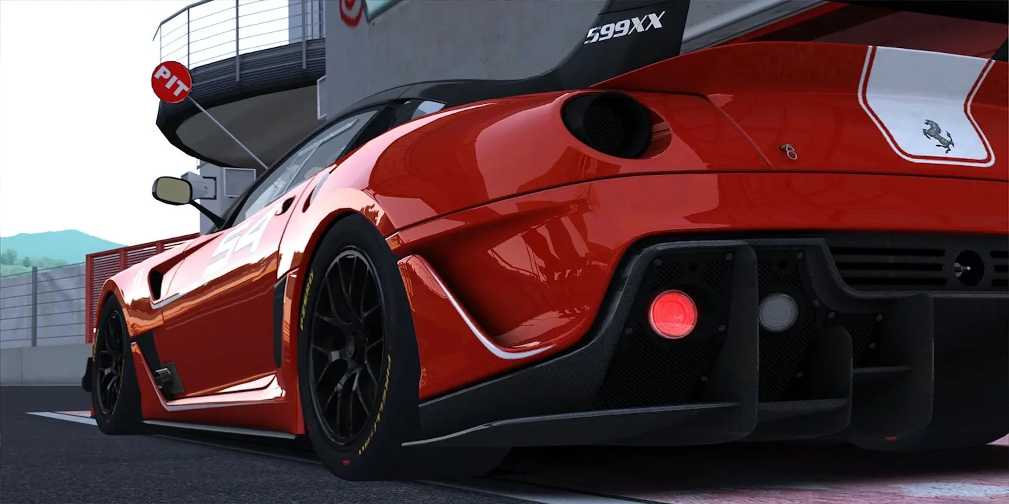 Chiếc xe đua thể thao đang vào cua trên đường đua trong game Assetto Corsa
