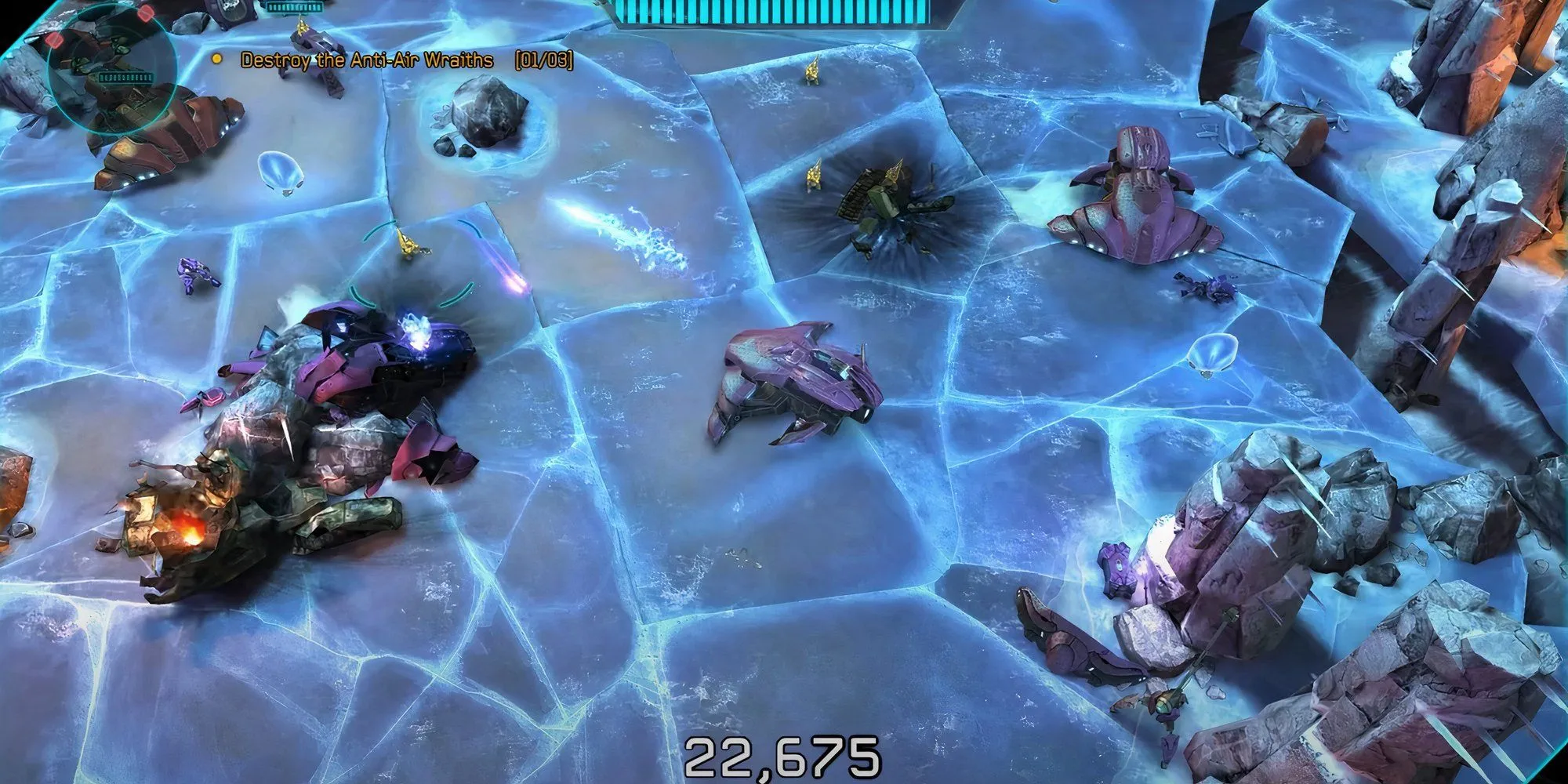 Gameplay góc nhìn từ trên xuống trong Halo Spartan Assault, cảnh Wraith tấn công Grunt trong Operation Umbra