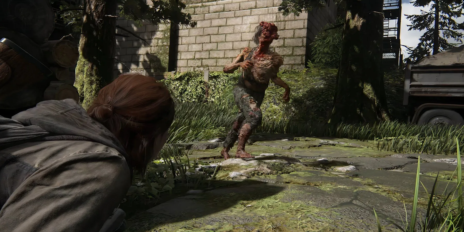 Khung cảnh đổ nát trong thế giới game The Last of Us Part 2 Remastered