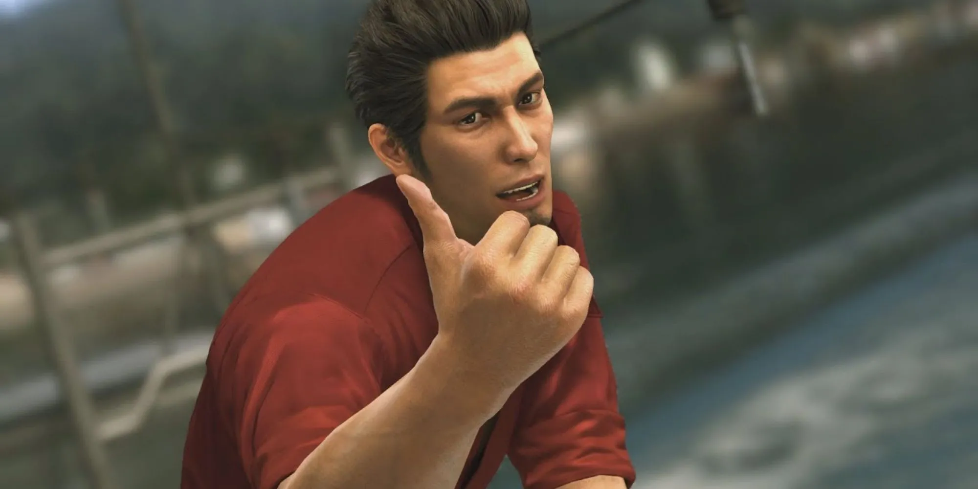 Kiryu Kazuma hát Today Is A Diamond với biểu cảm vui tươi nhưng ẩn chứa nỗi buồn