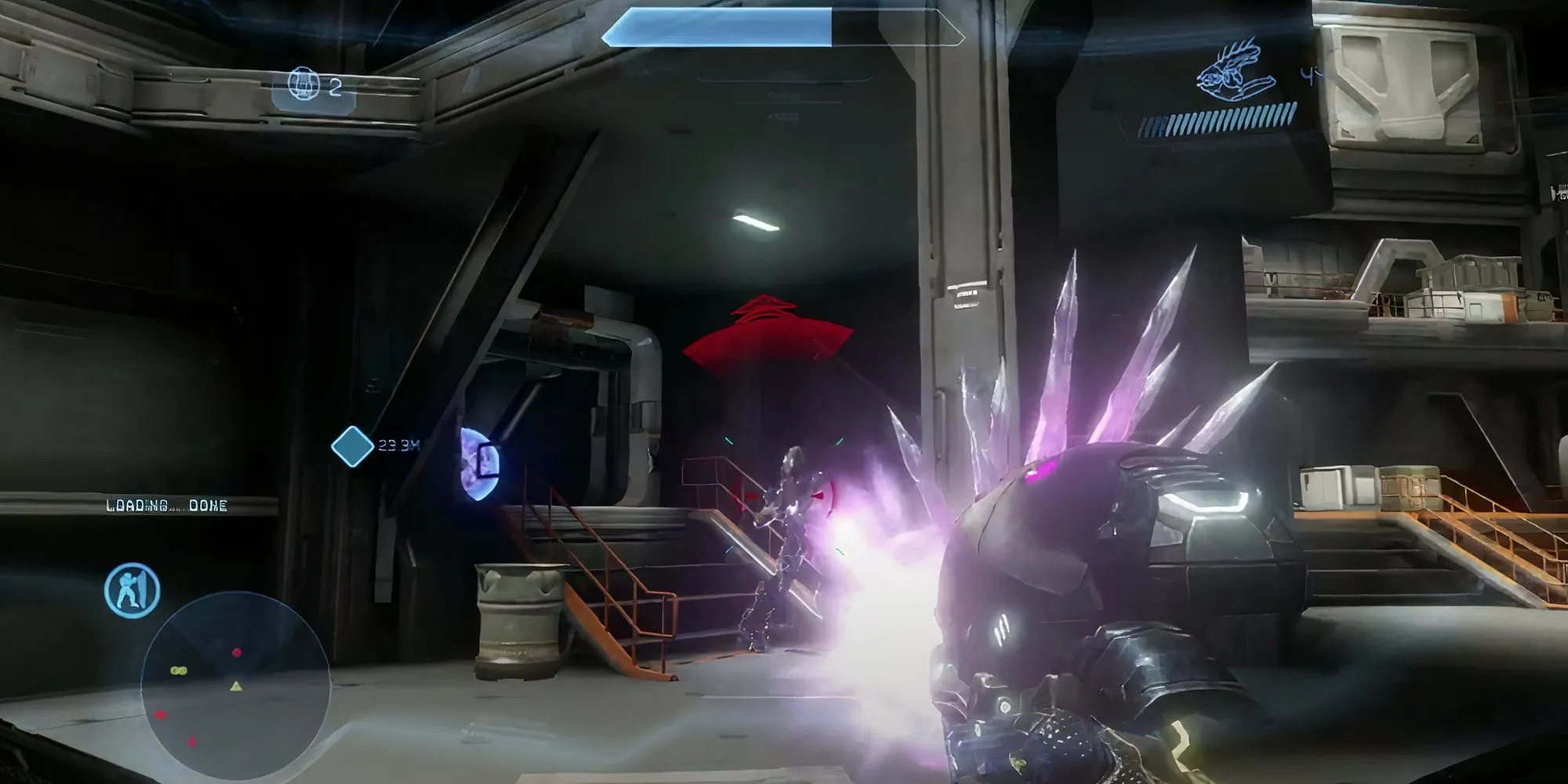 Master Chief sử dụng súng Needler tấn công một Elite trong chiến dịch của Halo 4