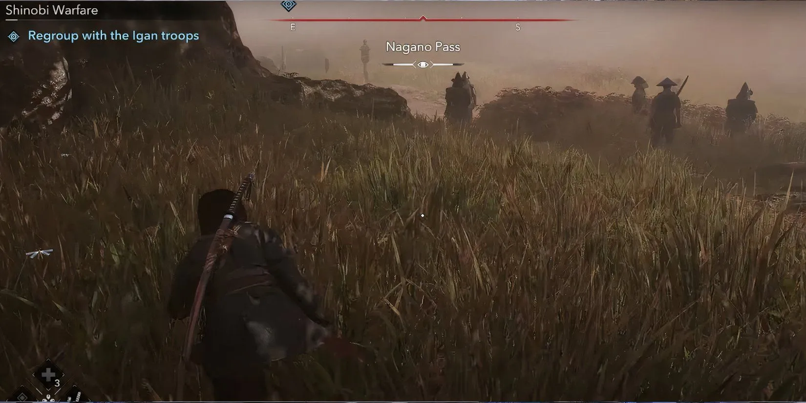 Naoe lén lút vượt qua lính Nobunaga trong Assassins Creed Shadows