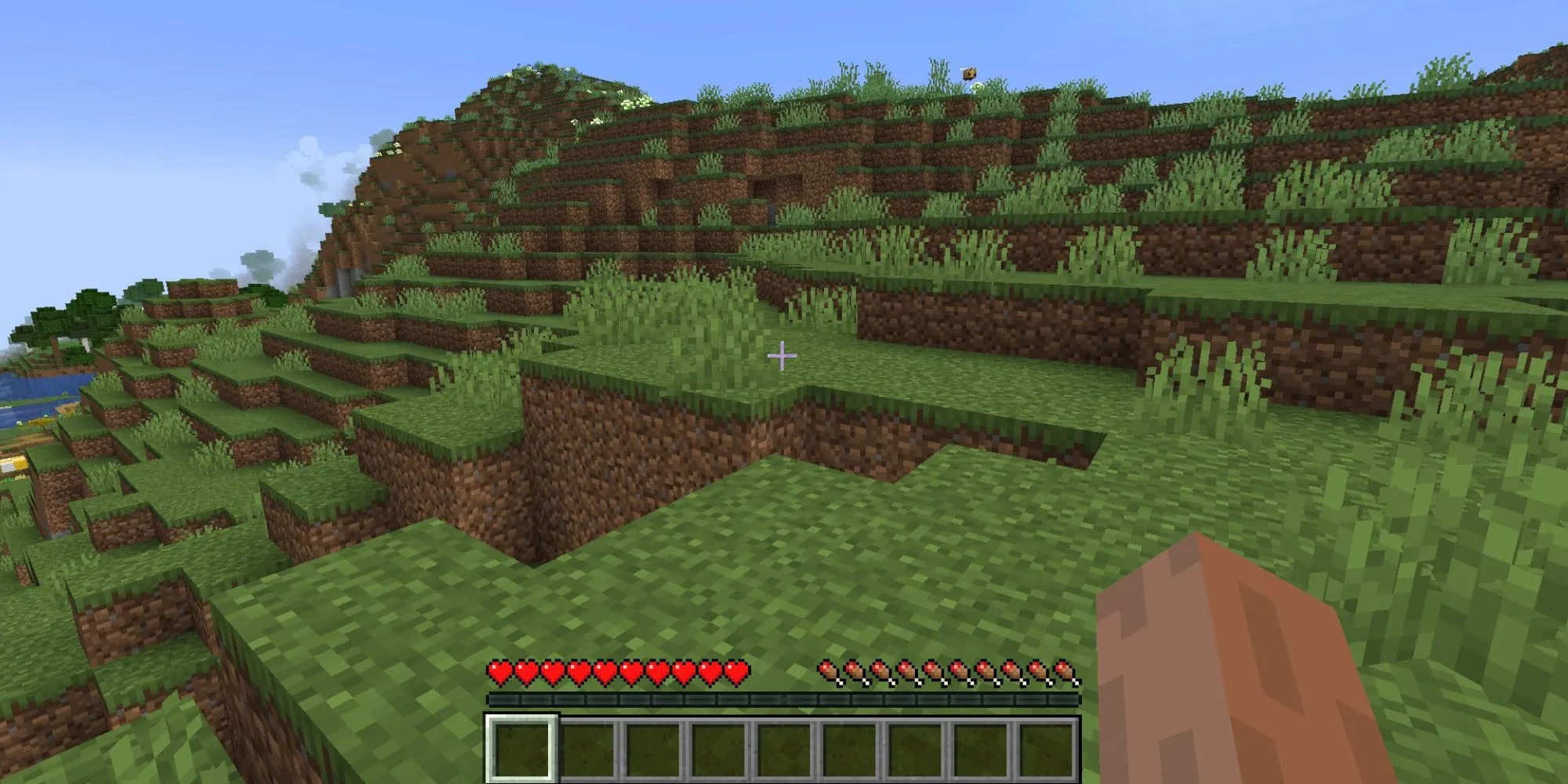 Nhân vật Steve trong Minecraft khám phá thế giới vào ban ngày, chuẩn bị cho màn đêm nguy hiểm