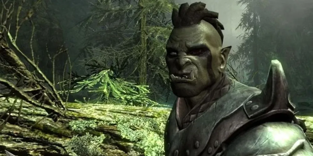 Chiến binh Orsimer (Orc) mạnh mẽ tuần tra trong thế giới The Elder Scrolls V: Skyrim, thể hiện sự kiêu hãnh của chủng tộc này