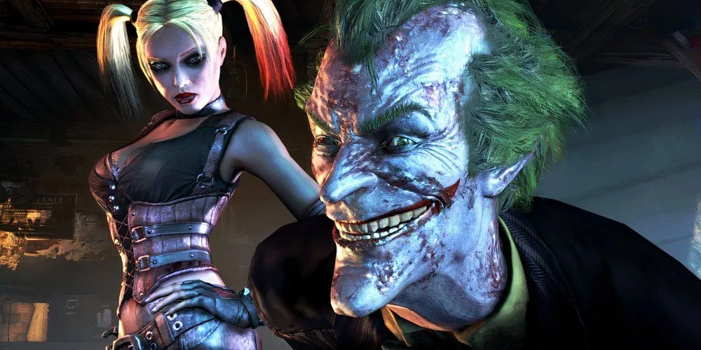 Joker bị ốm đang cười vào màn hình cùng Harley Quinn trong Batman Arkham City