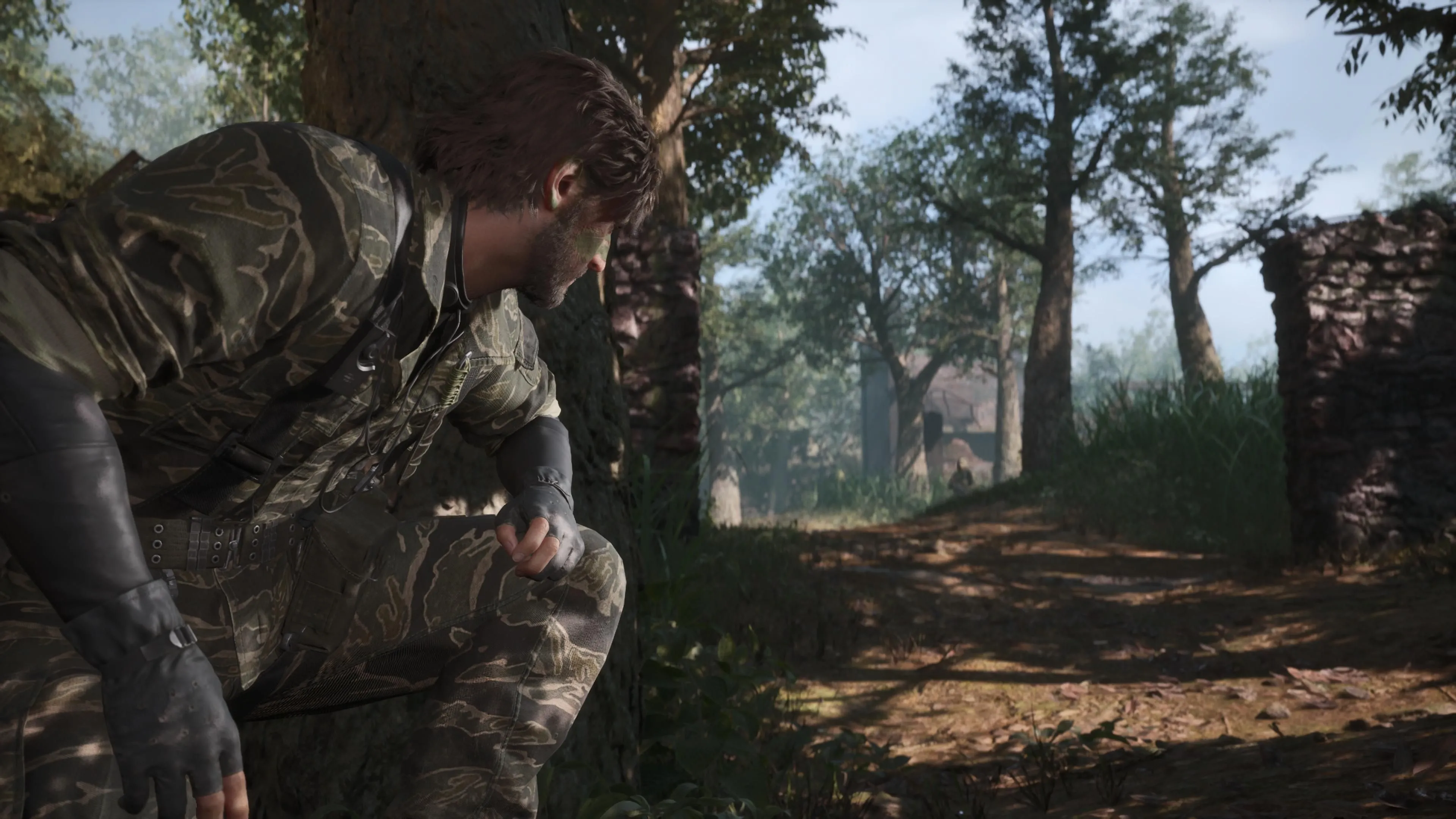 Đồ họa tuyệt đẹp của khu rừng Tselinoyarsk trong Metal Gear Solid Delta, nơi Snake thi triển kỹ năng lén lút