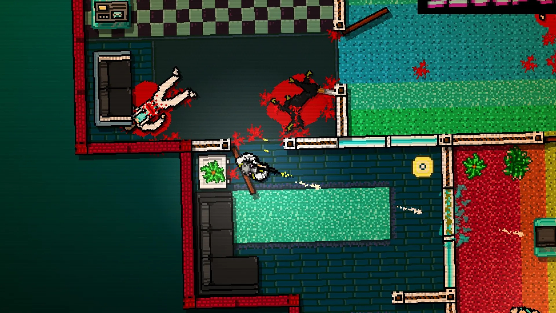 Góc nhìn từ trên xuống trong gameplay Hotline Miami, nhân vật chính đang tấn công kẻ thù giữa không gian nhuộm màu neon và máu, biểu tượng của sự điên loạn tốc độ cao.