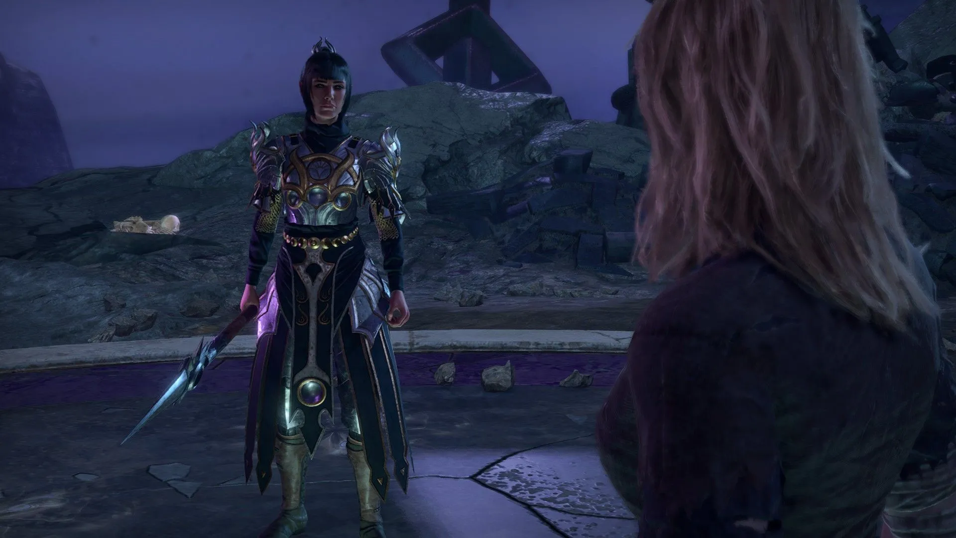 Shadowheart và Dame Aylin trong Baldur's Gate 3, một người bị trói một người cầm dao